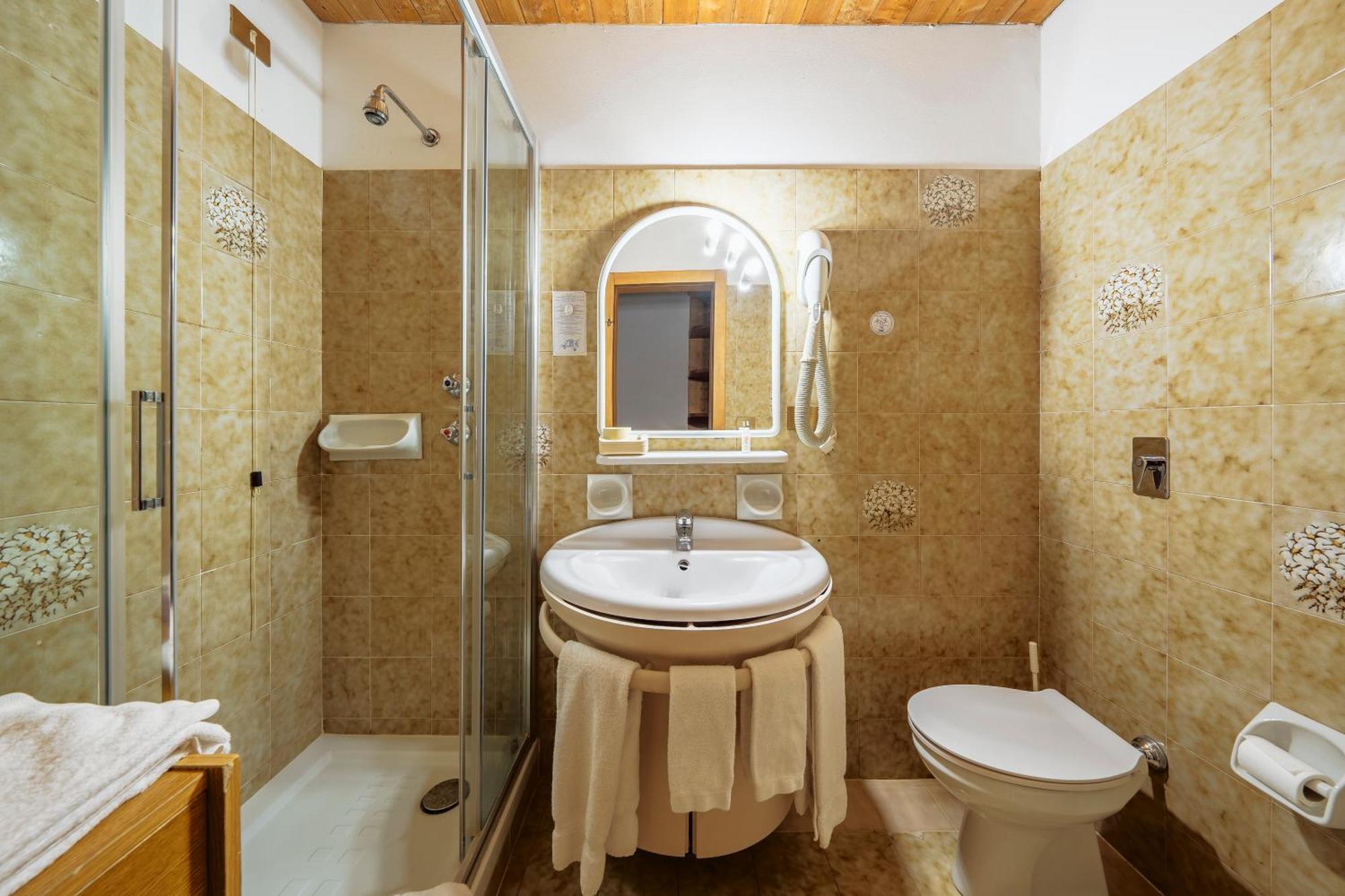 Apartment - Ground Floor,1576700456:JPEG